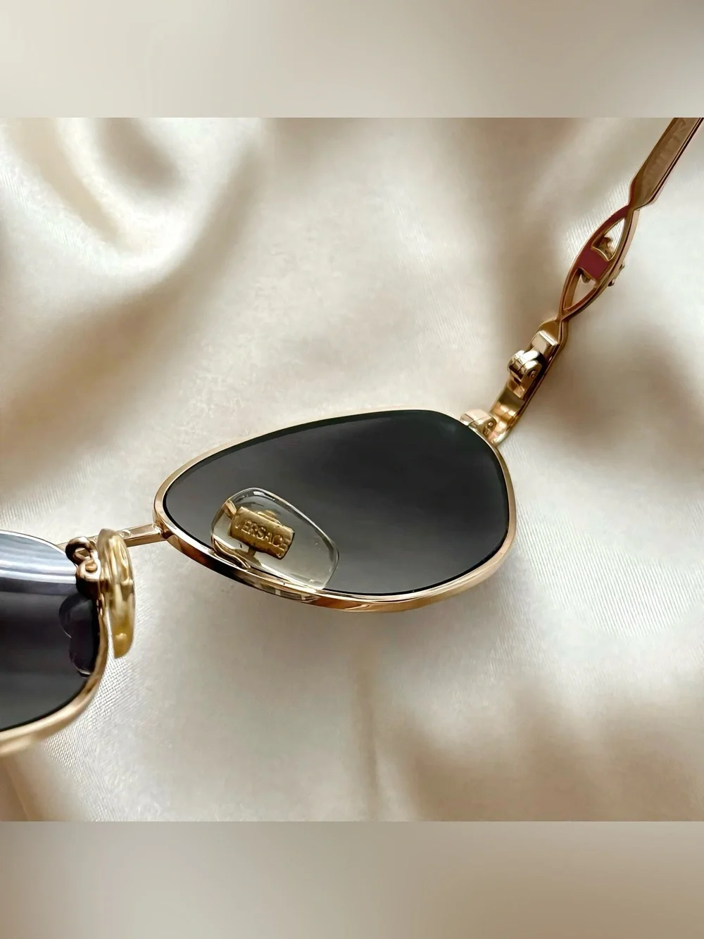 AUTHENTIC RARE VINTAGE GIANNI VERSACE MOD H54 COL 039 HEXAGONAL SUNGLASSES